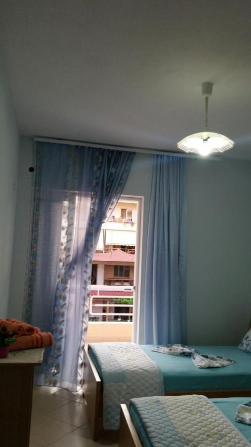 Christos Apartments Sarandë エクステリア 写真