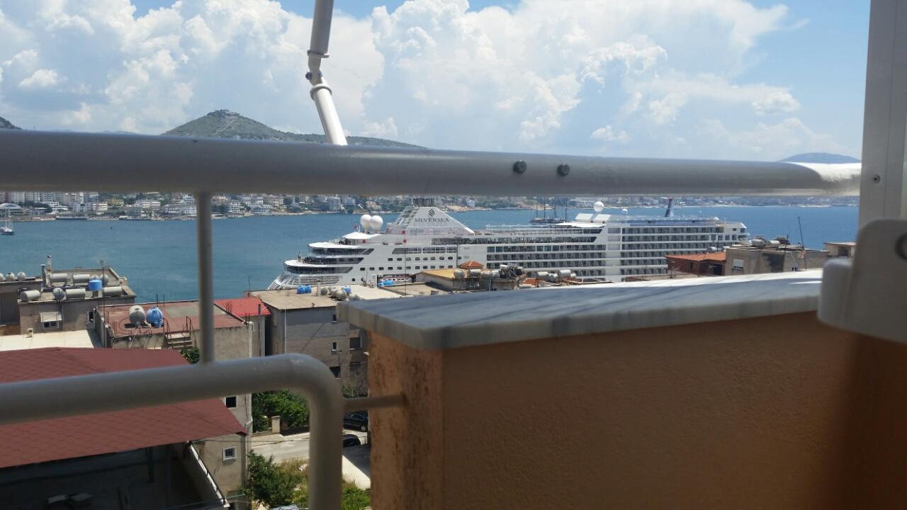 Christos Apartments Sarandë エクステリア 写真