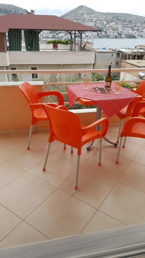 Christos Apartments Sarandë エクステリア 写真
